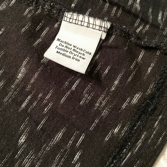 Hudson Barrow NYC button front Men's shirt, Medium - Picture 4 of 7